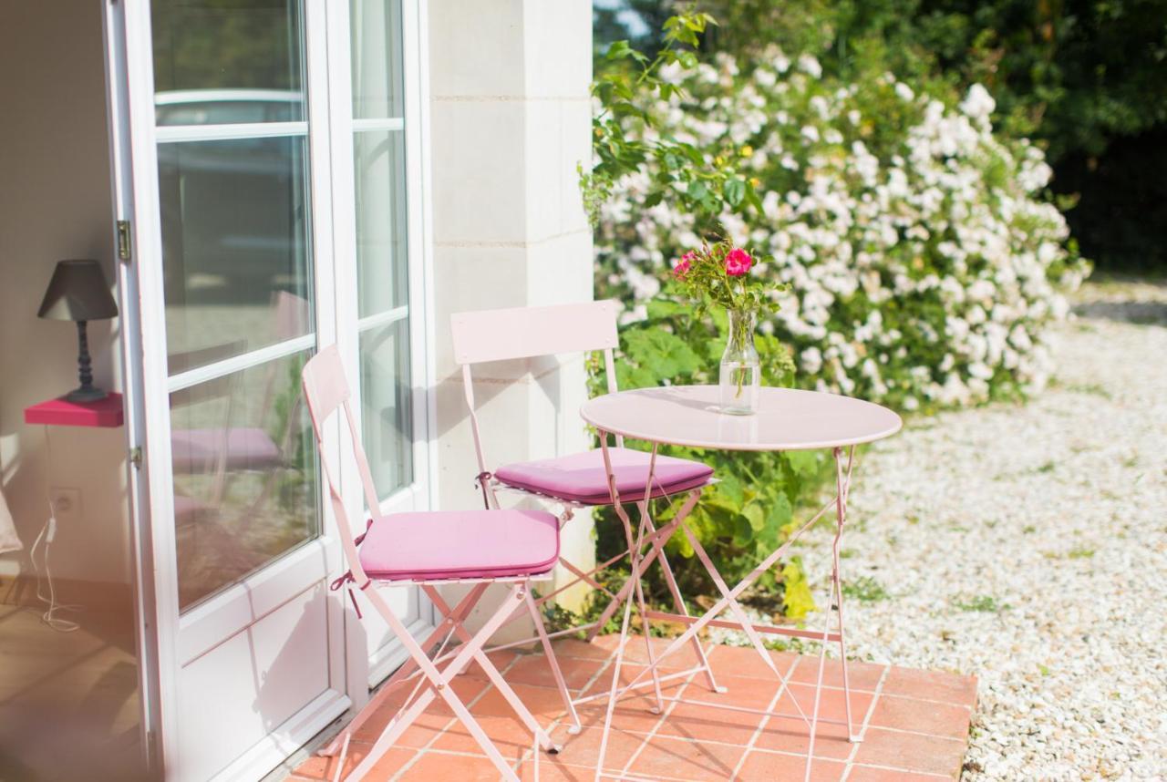 La Tour De La Conterie Bed & Breakfast Beaumont-Village Exterior photo